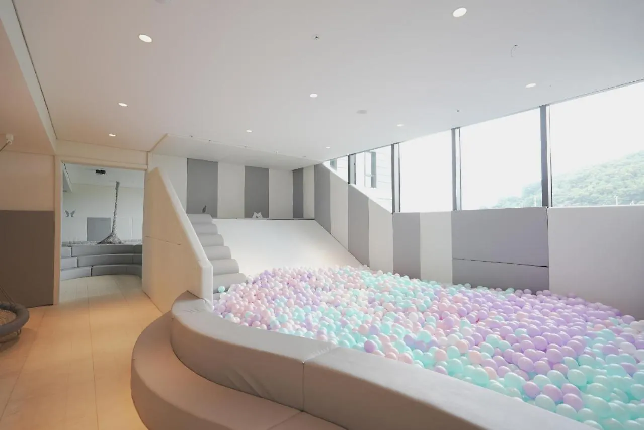 Hotel Marinabay Seoul Ara Gimpo 4*,