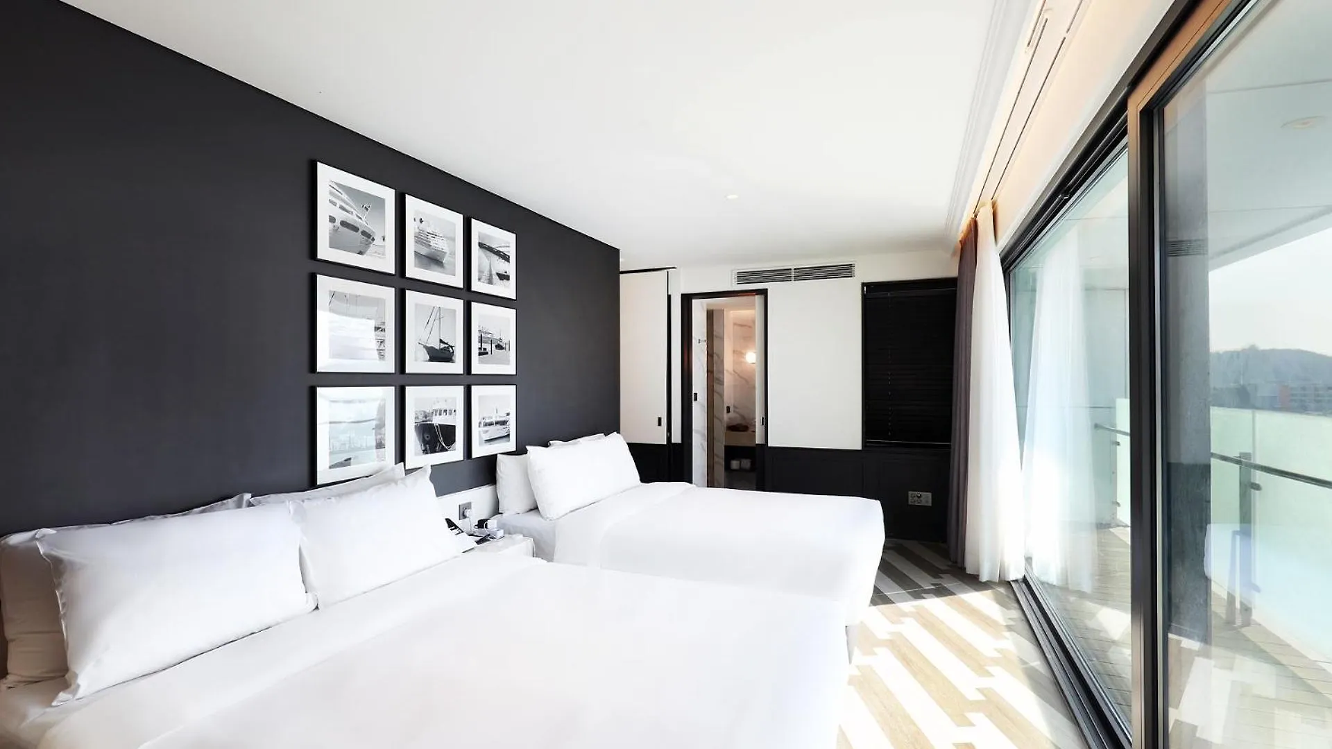 Hotel Marinabay Seoul Ara 김포 4*,  대한민국