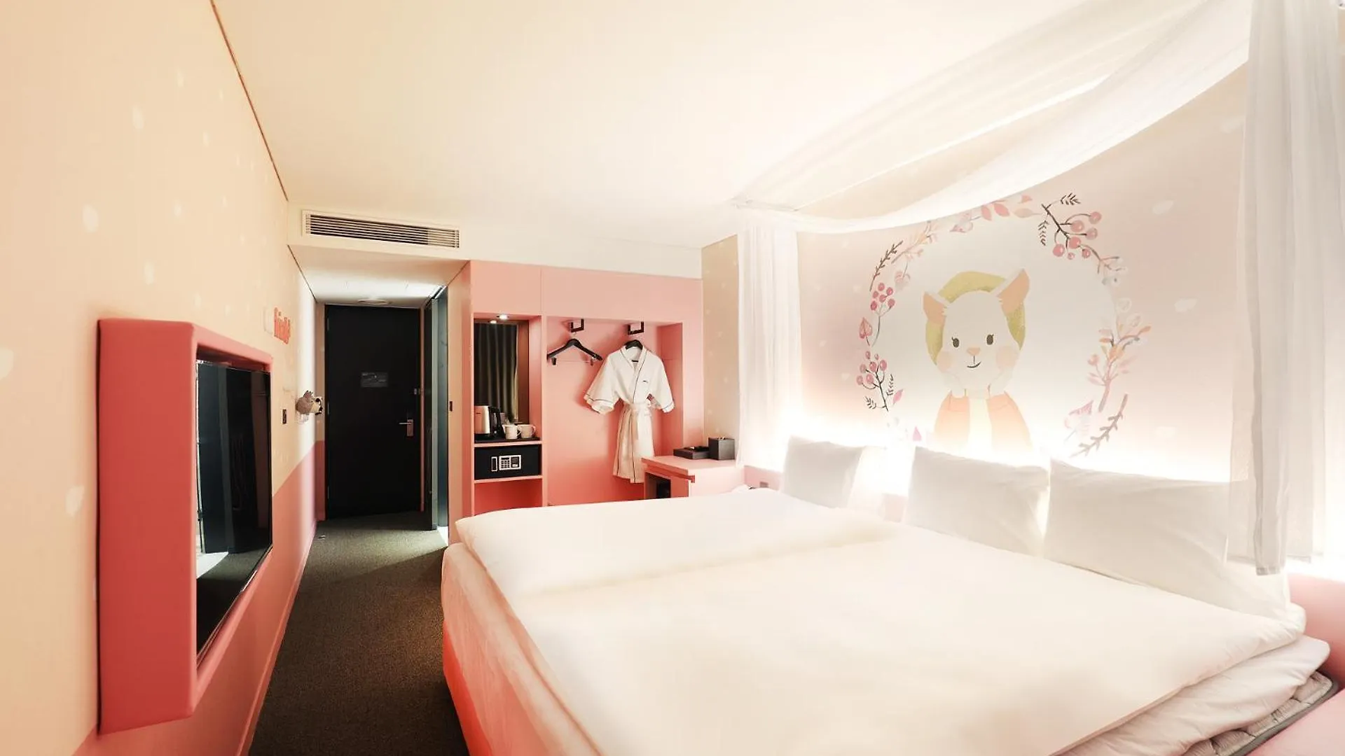 Hotel Marinabay Seoul Ara 김포 4*,  대한민국
