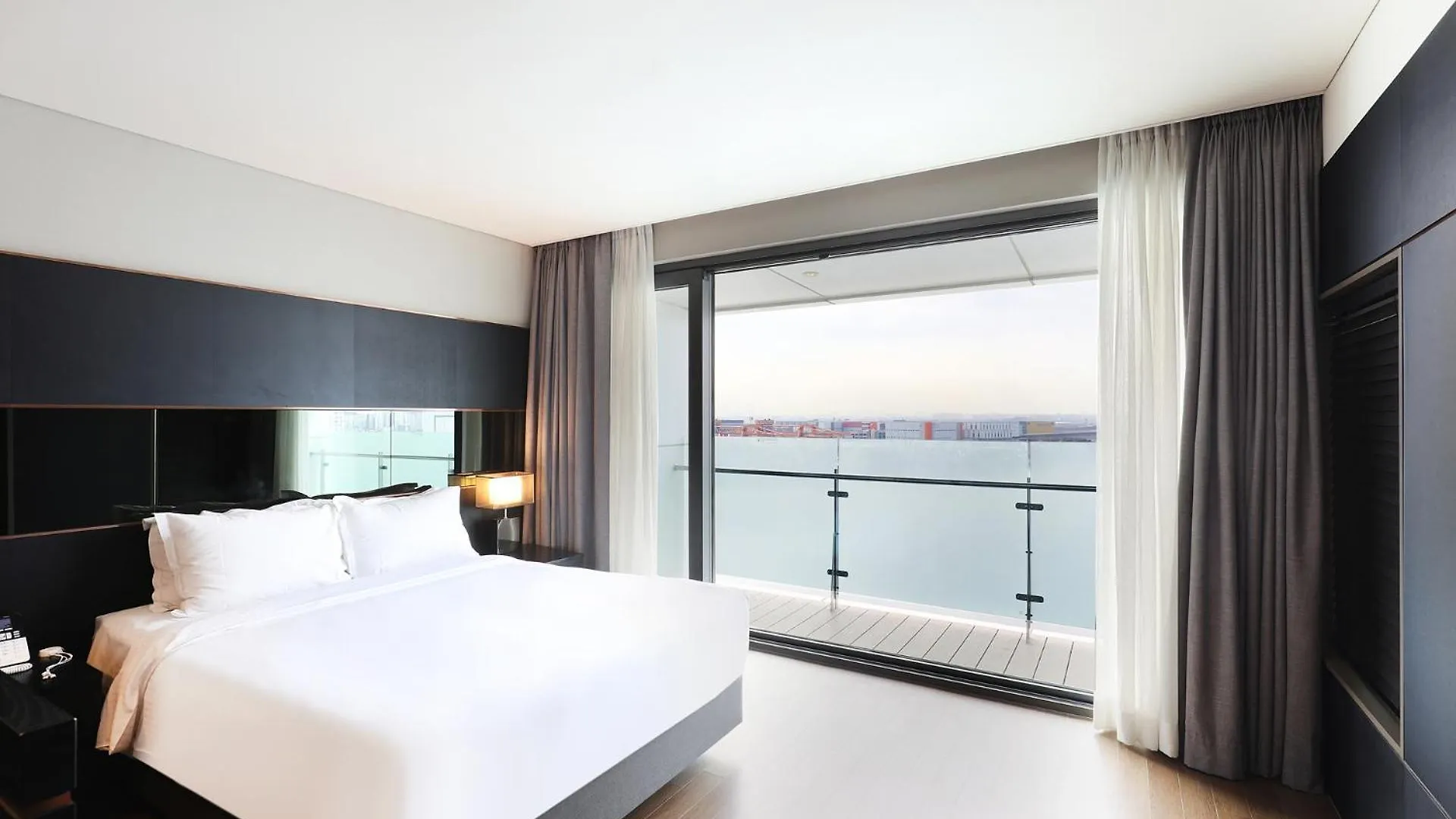 ****  Hotel Marinabay Seoul Ara 김포 대한민국