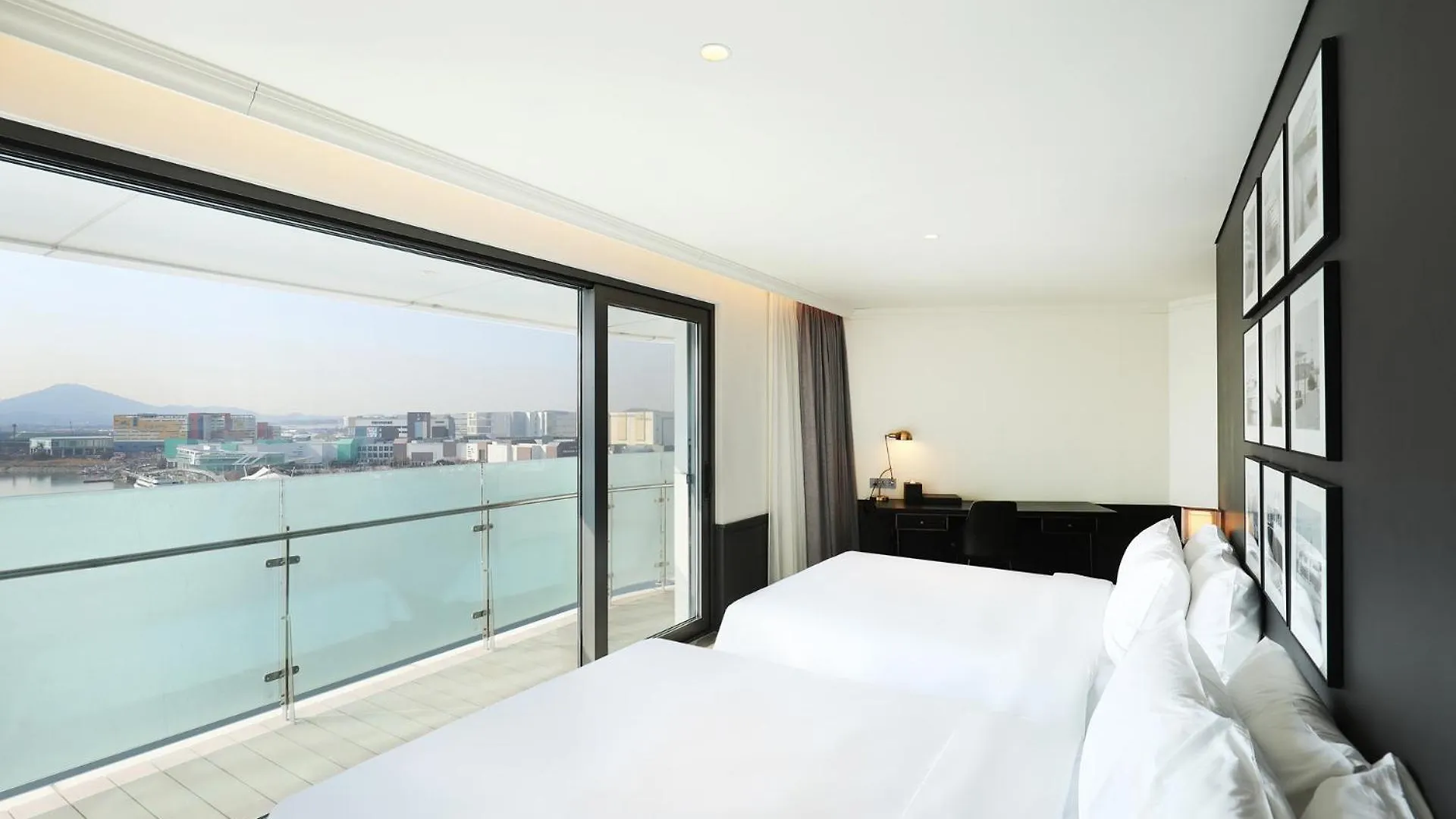 Hotel Marinabay Seoul Ara 김포