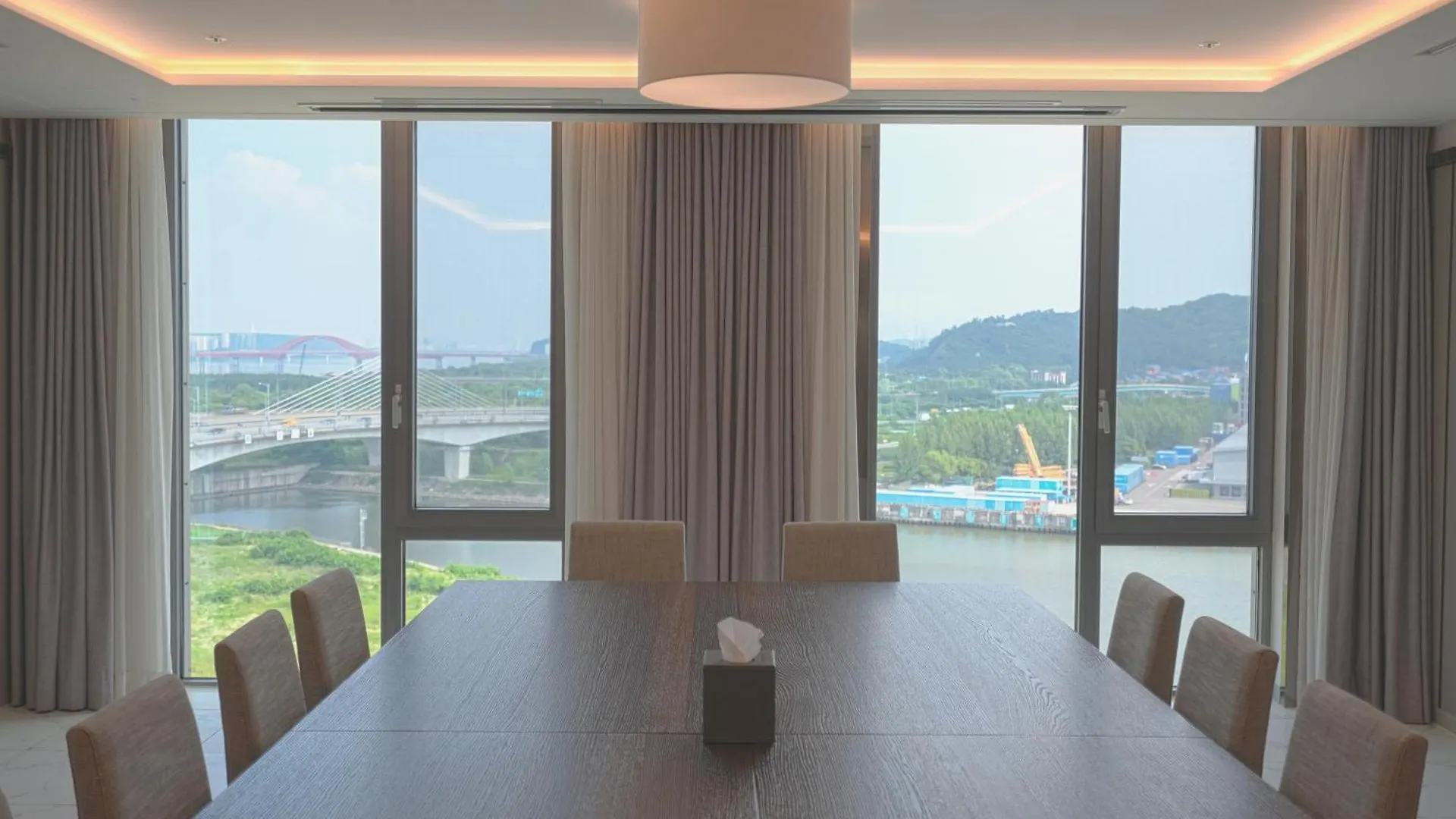 Hotel Marinabay Seoul Ara 김포